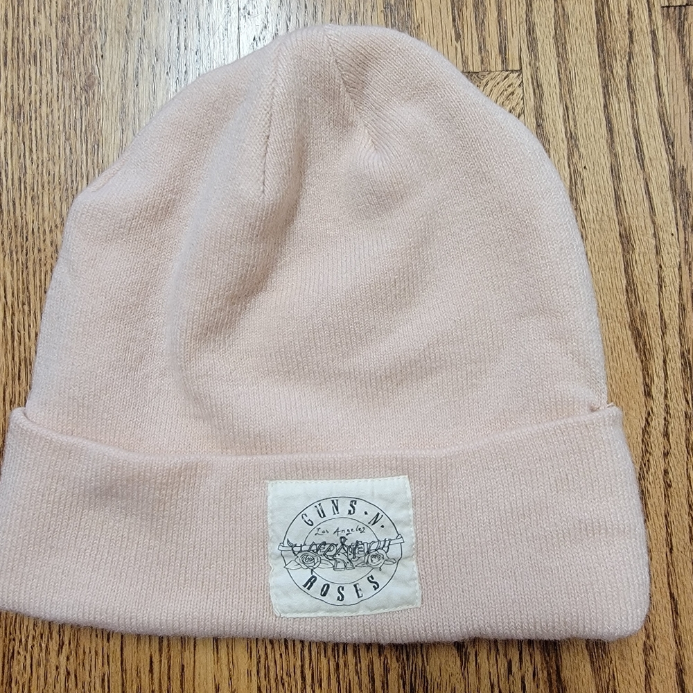 H&M Guns N Roses Pink Beanie